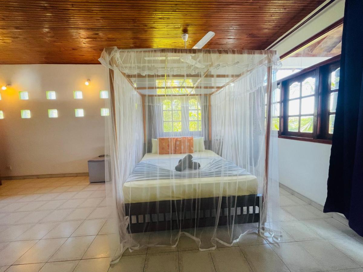 Bougain Villa Guesthouse Mirissa Buitenkant foto