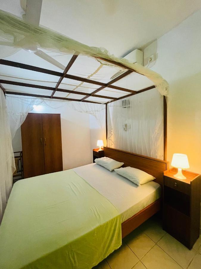 Bougain Villa Guesthouse Mirissa Buitenkant foto
