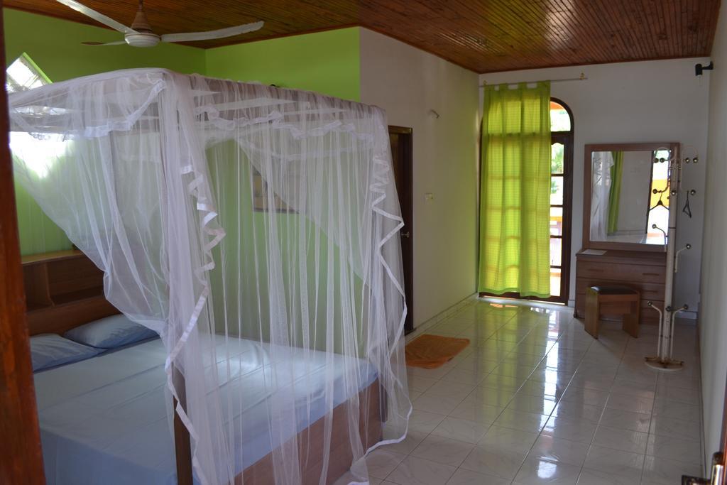 Bougain Villa Guesthouse Mirissa Buitenkant foto